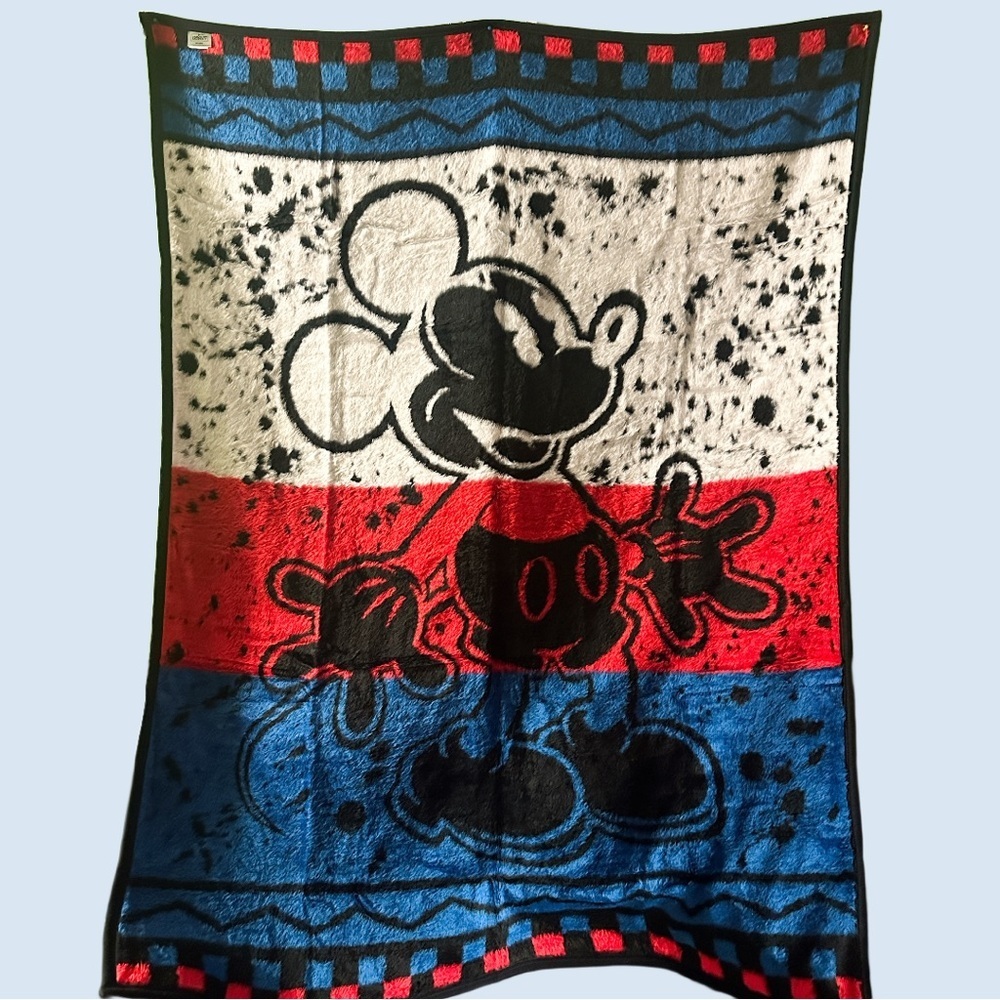 Mickey Mouse Blanket in Red, White, and Blue throw 69” x 78” vintage Rare